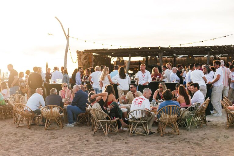 Afterwork SeLoger à la Plage Bonaventure, invités au coucher du soleil à Palavas-les-Flots